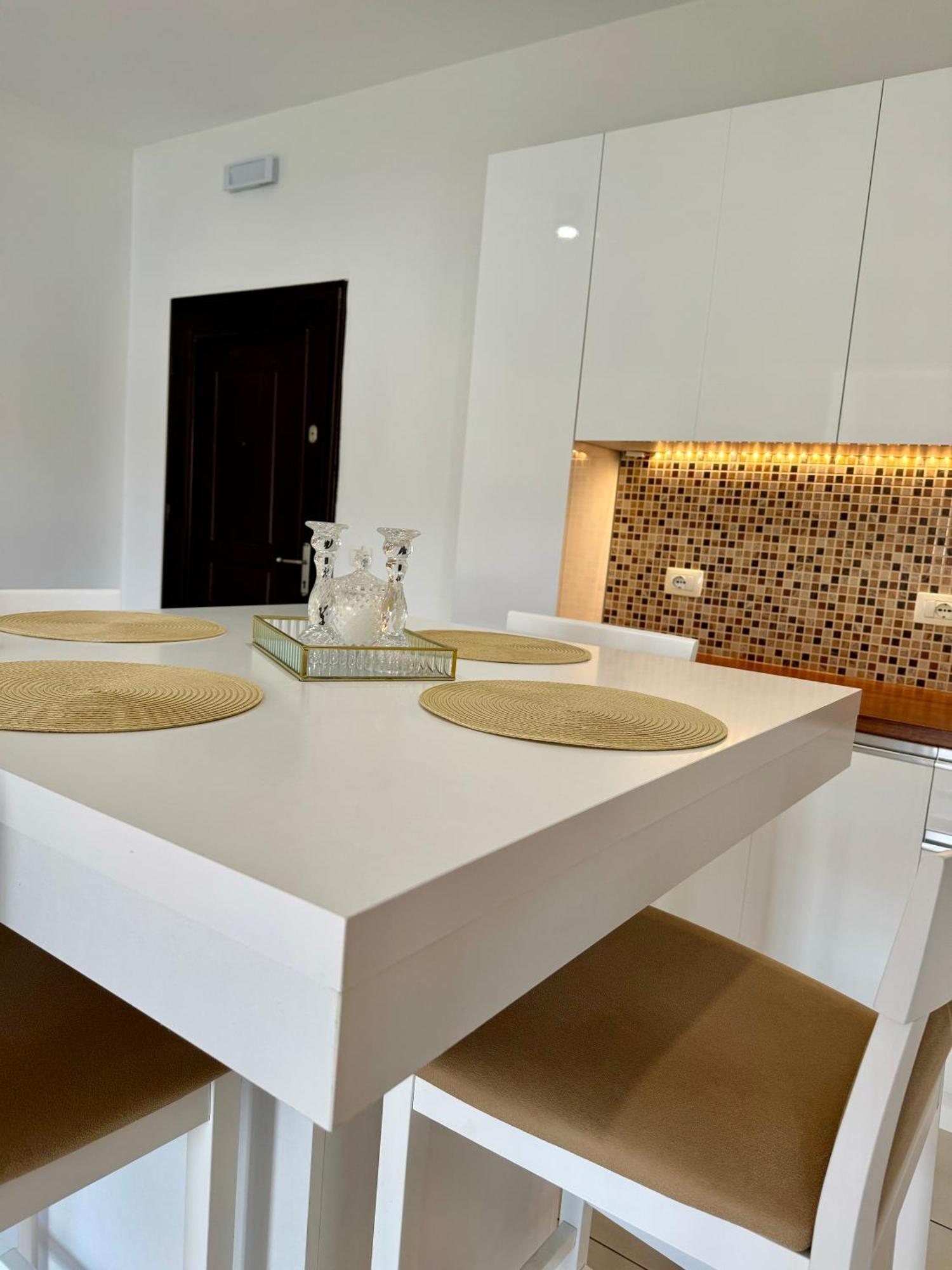 Belaire Luxury Apartment Sarandë Exterior foto